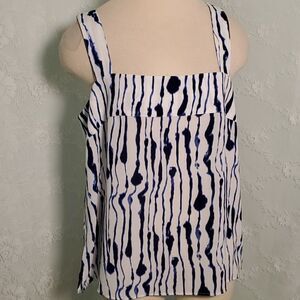 H&M WOMEN'S 14 TOP, BLUE & WHITE summer top.